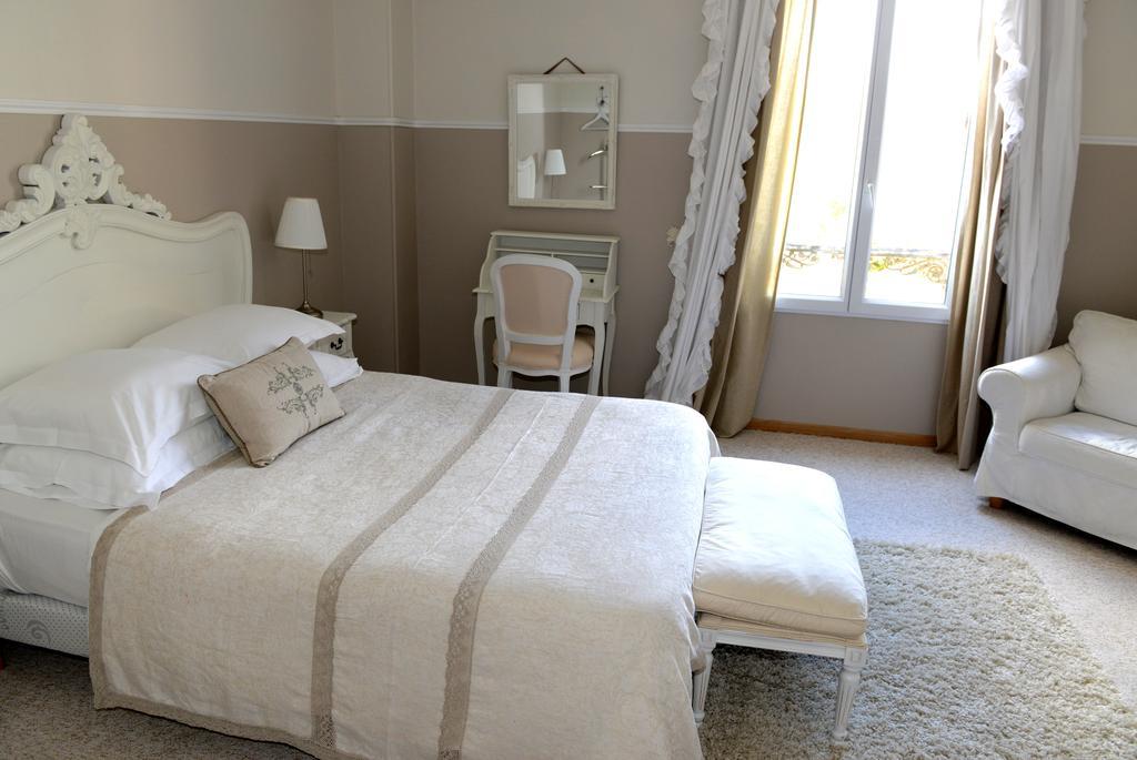 La Maison d'Hotes de Saint Leger Chambre photo
